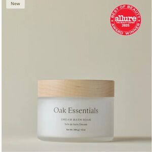NWOT, Sealed - Oak Essentials Dream Bath Soak, Retails $52